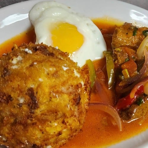 Bolon Mixto Con Bisteck.